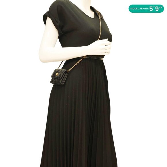 Chanel  Romance Quilted Lambskin Leather Clutch With Chain Black - Picture 2 of 13